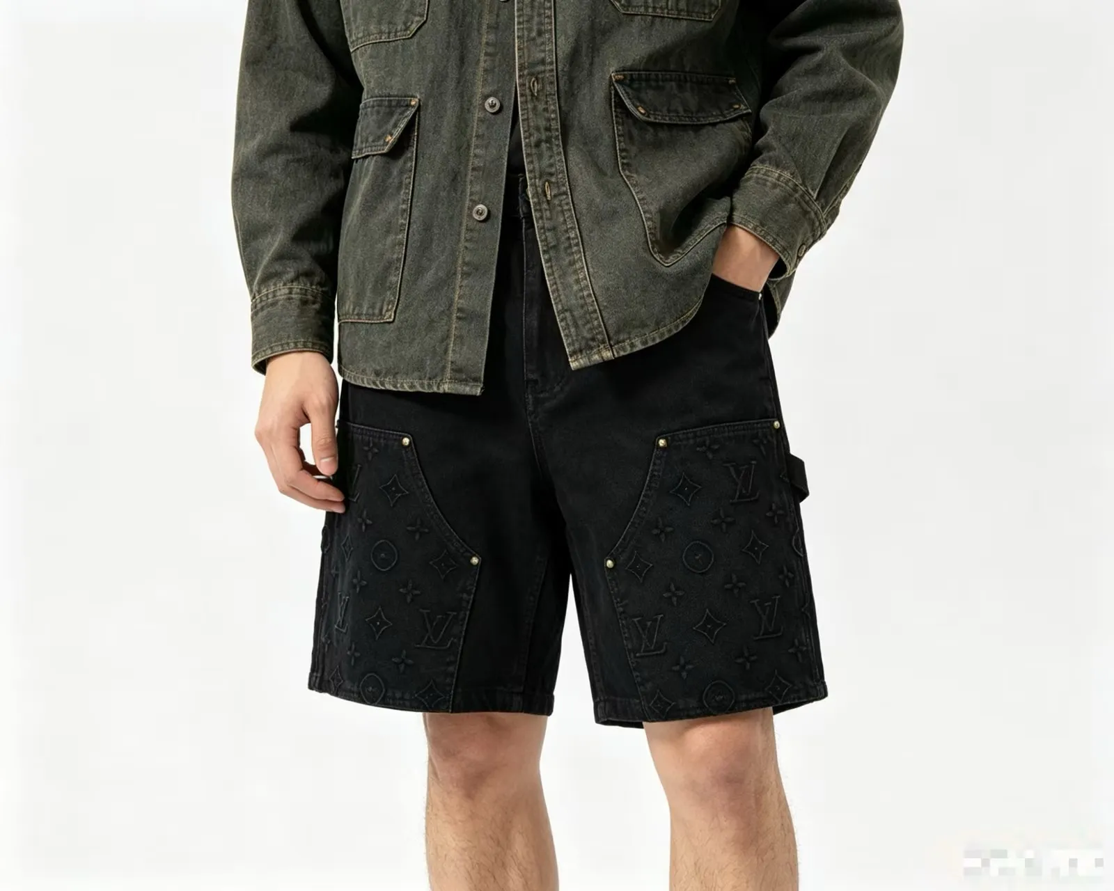 Louis Vuitton/Louis Vuitton presbyopic embossed denim shorts